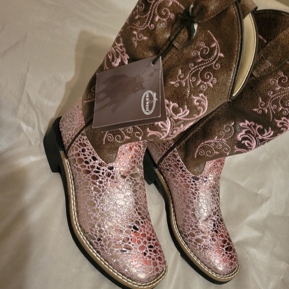 Old West Shyanne girls aria faux leather western boots square toe NWOB